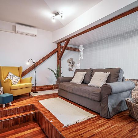 Beautiful And Romantic Penthouse With Two Terraces Bratislava Exteriér fotografie