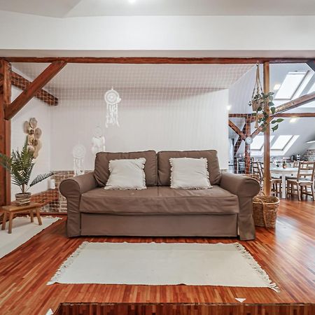 Beautiful And Romantic Penthouse With Two Terraces Bratislava Exteriér fotografie
