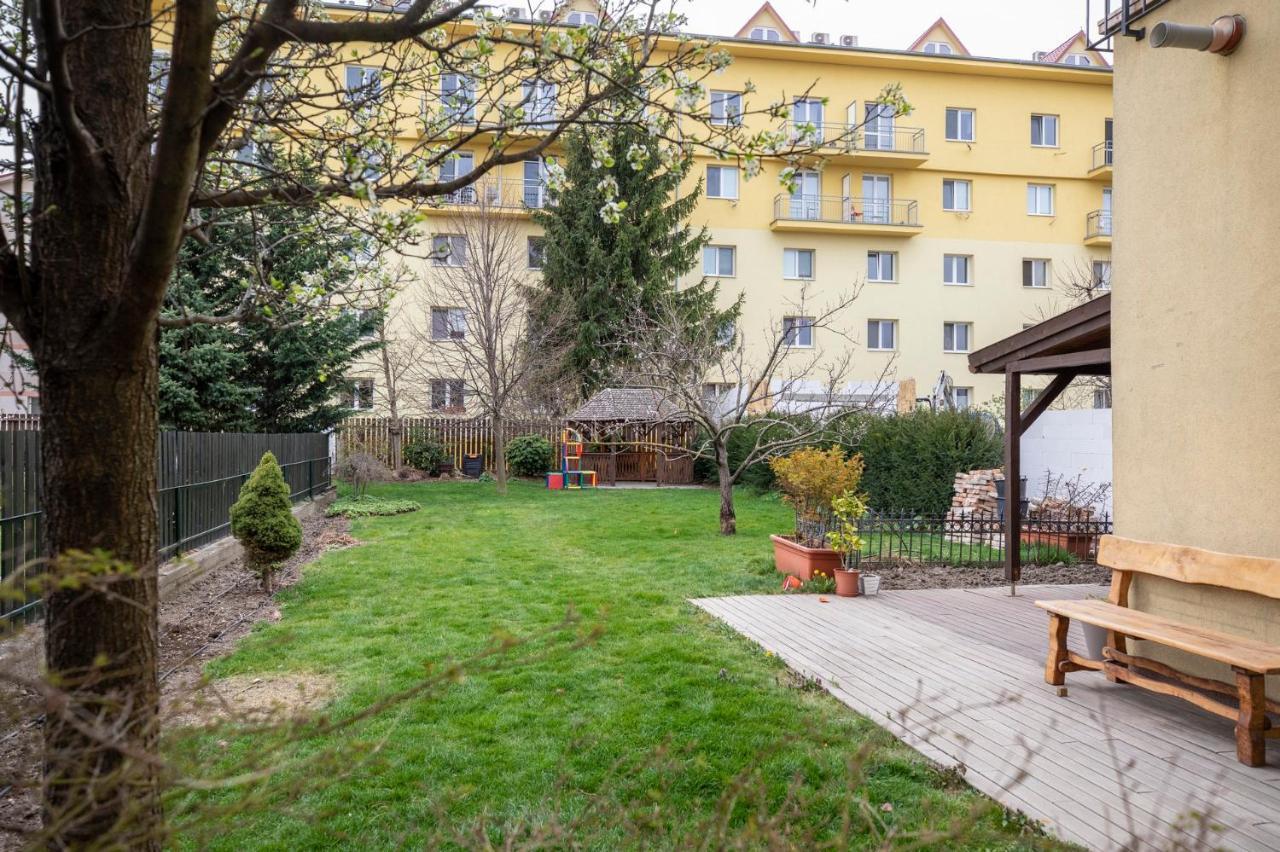 Beautiful And Romantic Penthouse With Two Terraces Bratislava Exteriér fotografie